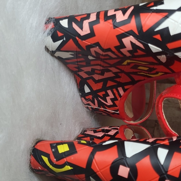 Liliana Wedges - Picture 11 of 12